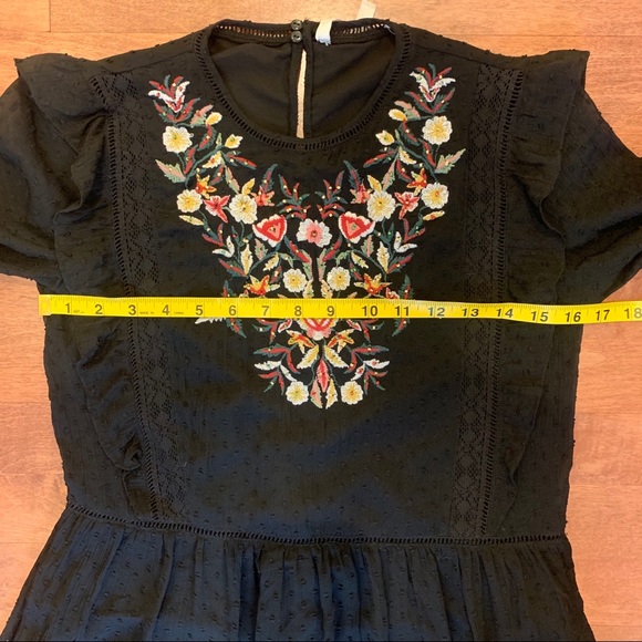 Zara embroider floral dress - Picture 6 of 8
